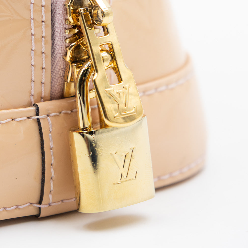 Louis Vuitton Sac à main Alma BB Vernis Beige