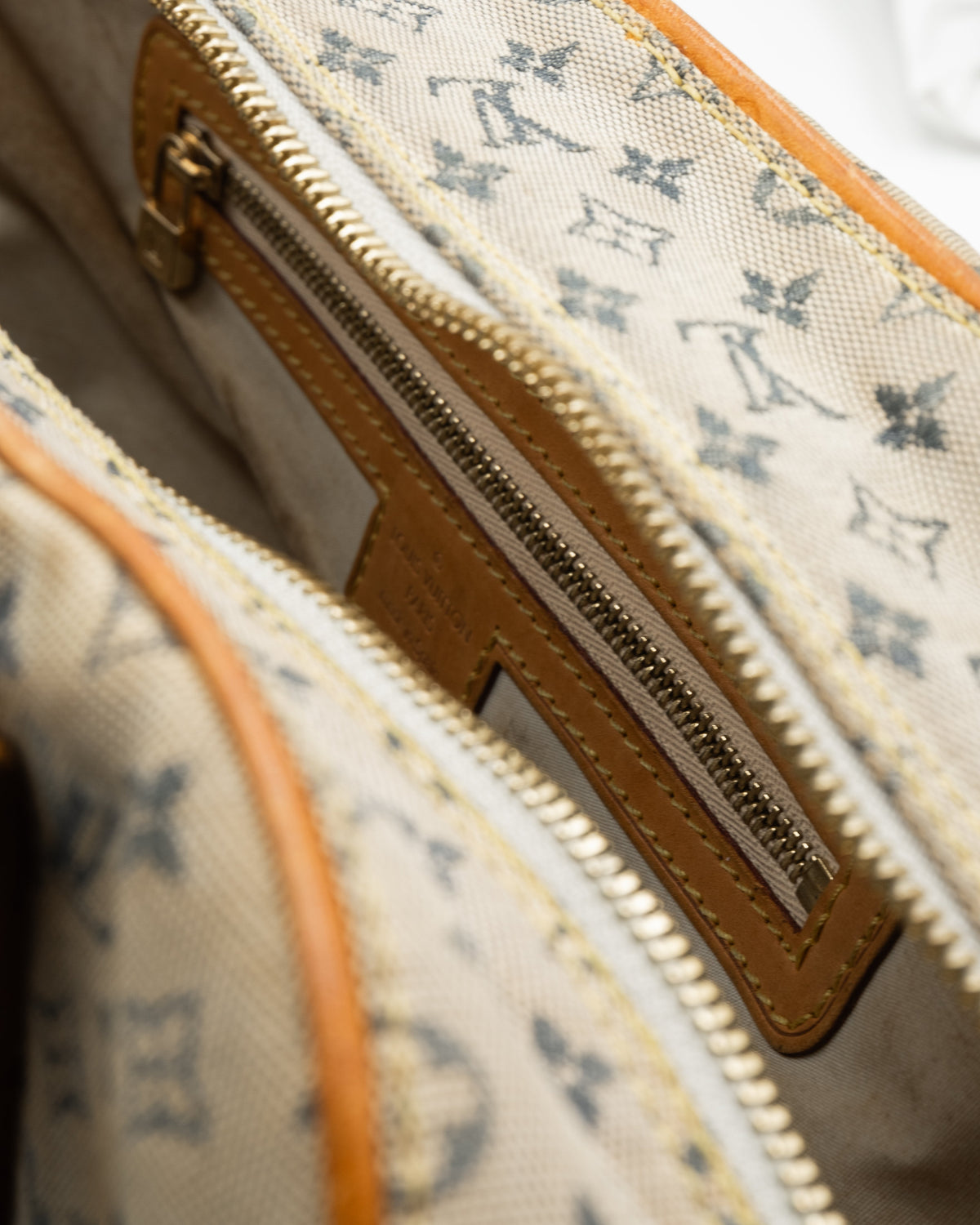 Louis Vuitton - Sac à main - Marie Boston - Bleu Monogram