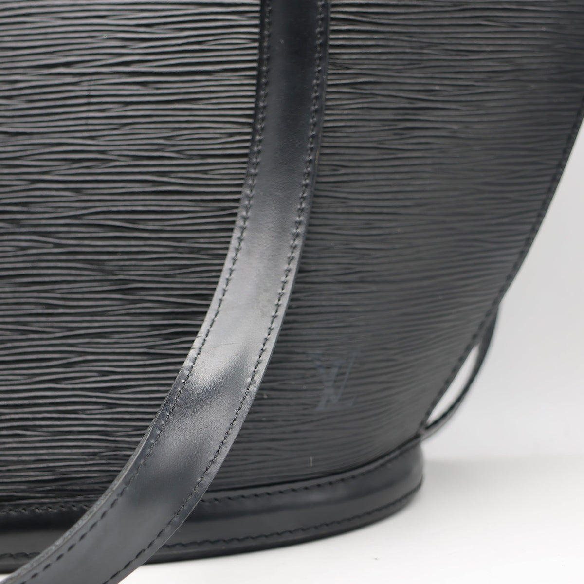 Louis Vuitton Sac à main Saint Jacques Epi Noir