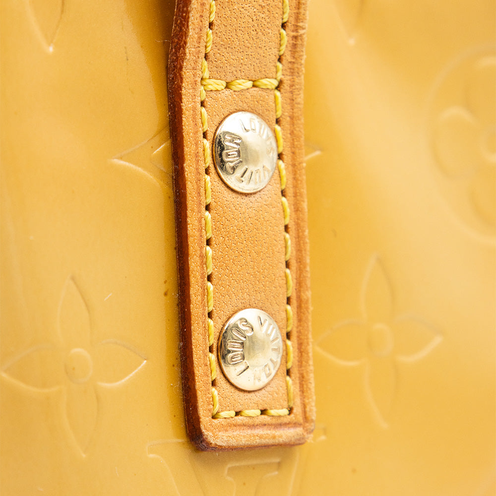 Louis Vuitton Sac à main Vernis Reade PM Beige
