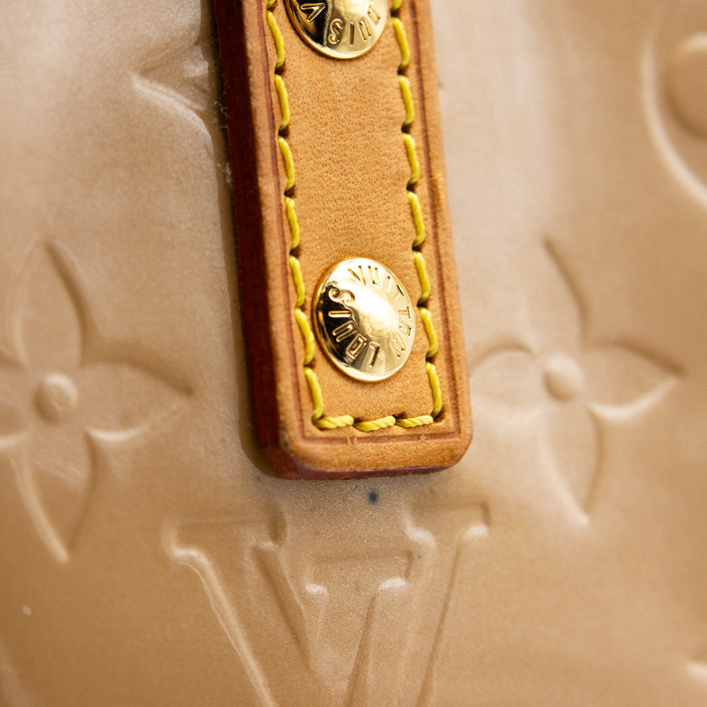 Louis Vuitton Sac à main Vernis Reade PM Beige