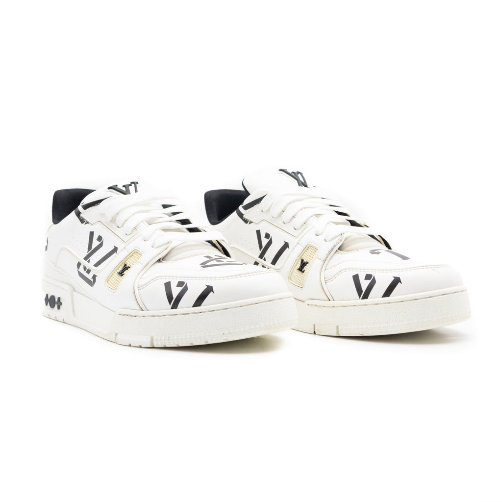 Louis Vuitton Trainer White Black Logo