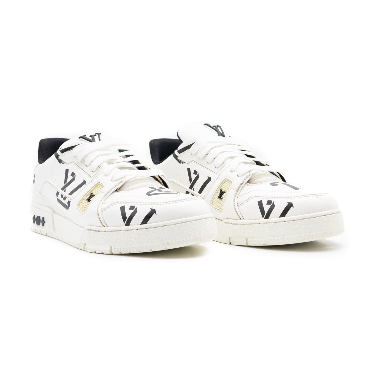 Louis Vuitton Trainer White Black Logo