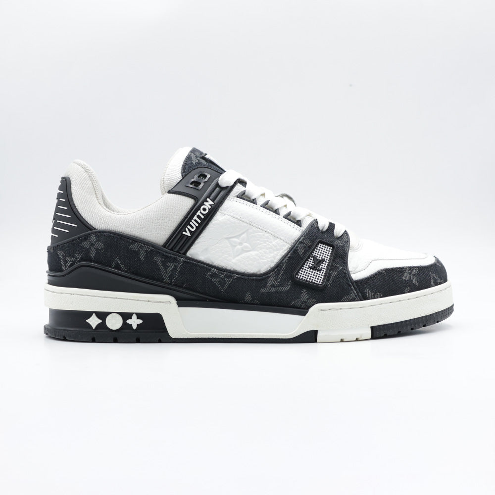 Louis Vuitton Trainer White Black White
