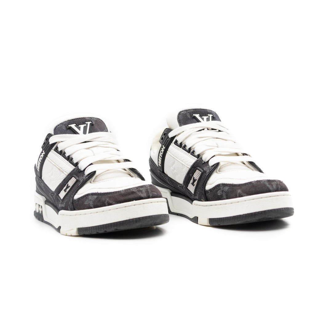 Louis Vuitton Trainer White Black White