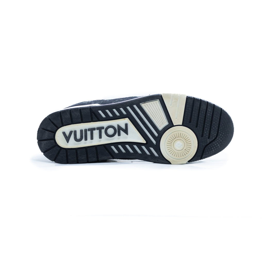 Louis Vuitton Trainer White Black White