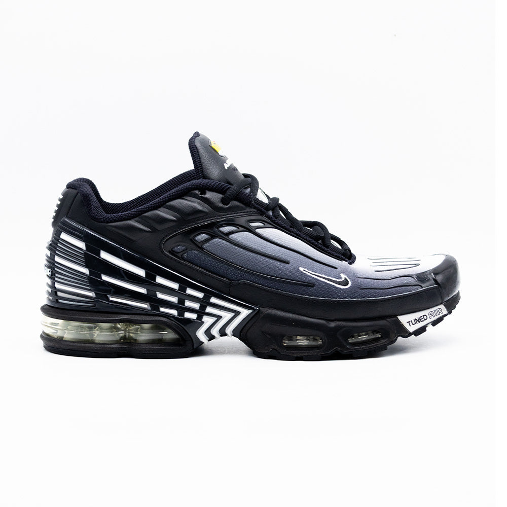 Nike Air Max Plus 3 coloris noir/blanc