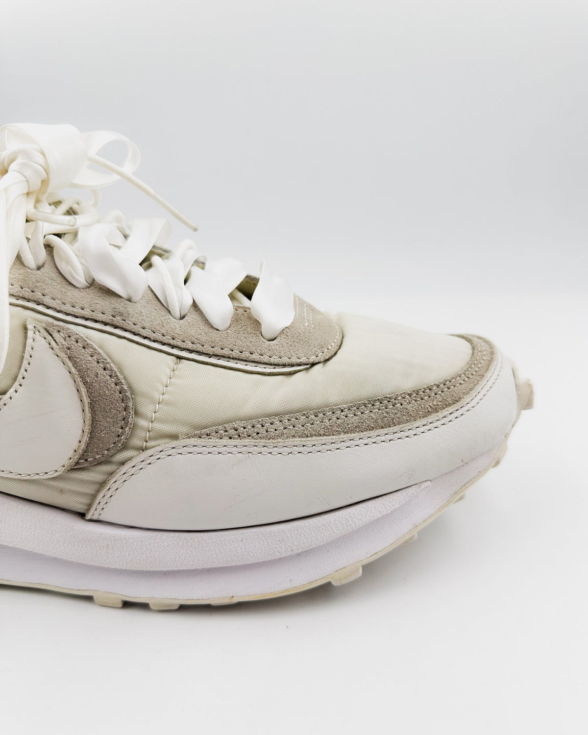 Nike LD Waffle sacai White Nylon