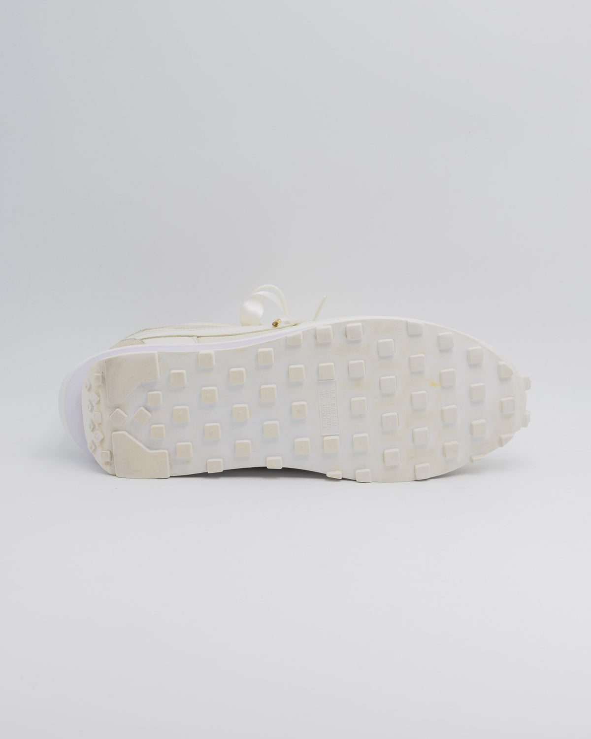 Nike LD Waffle sacai White Nylon